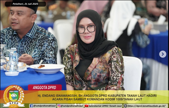 Hj. Endang Isnawangsih Anggota DPRD Tala Hadiri Pisah Sambut Dandim 1009 Tanah Laut