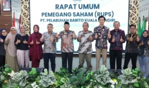 Bupati Barito Kuala Pinta PT PBKM berkontribusi pada PAD Bupati Barito Kuala Pinta PT PBKM berkontribusi pada PAD