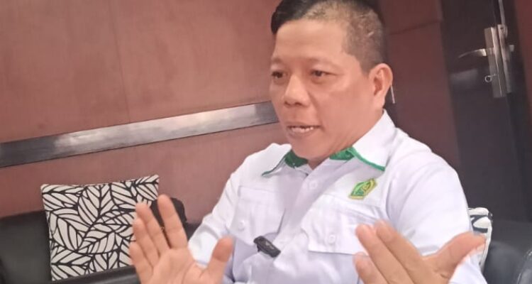 Bantah Tuduhan Pelecehan Seksual, kepala Kemenag Tanah Laut beberkan alasannya pada sejumlah Wartawan