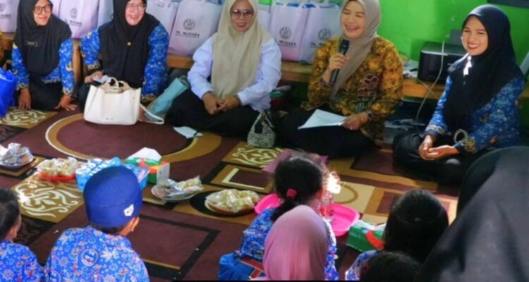 GOW dan Dispusip Tala Perkuat Literasi Anak Usia Dini di Sungai Bakar GOW dan Dispusip Tala Perkuat Literasi Anak Usia Dini di Sungai Bakar