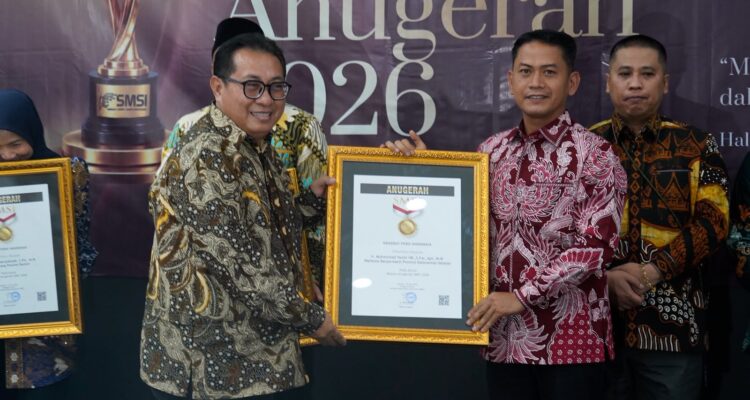 Raih Anugerah Sahabat Pers SMSI 2026, Wali Kota Yamin: Media Adalah Mata dan Telinga Kepala Daerah