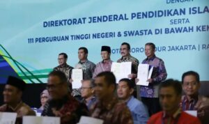 PERADI Profesional Cetak Rekor MURI, Gandeng 108 Perguruan Tinggi Keagamaan Bangun Ekosistem Pendidikan Hukum Berintegritas PERADI Profesional Cetak Rekor MURI, Gandeng 108 Perguruan Tinggi Keagamaan Bangun Ekosistem Pendidikan Hukum Berintegritas