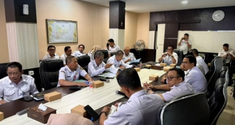 Sekda Tala Gelar Rapat Koordinasi Tim Pengendalian Inflasi Sekda Tala Gelar Rapat Koordinasi Tim Pengendalian Inflasi
