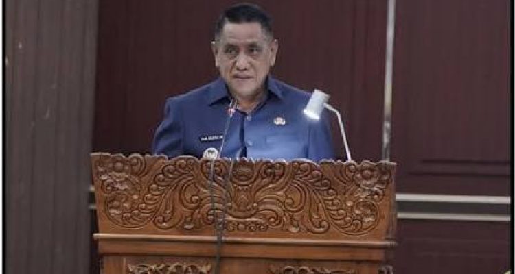 Wabup Tanah Laut Zazuli serahkan Nota Keuangan RAPBD 2026 – 2027 ke DPRD Wabup Tanah Laut Zazuli serahkan Nota Keuangan RAPBD 2026 – 2027 ke DPRD