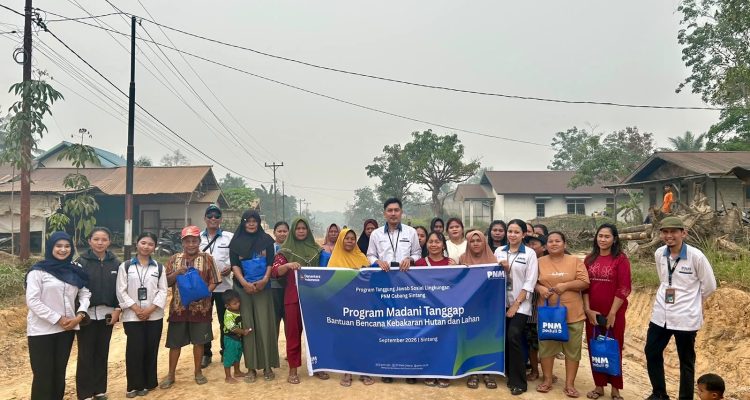 PNM Pontianak Salurkan Bantuan untuk Warga Terdampak Kabut Asap Karhutla