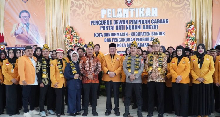Resmi Dilantik Kepengurusan DPC HANURA Kalsel, Djapar optimis akan rebut posisi di Pemilihan mendatang
